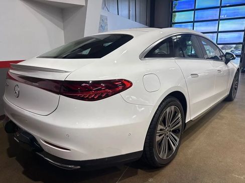 Used 2022 Mercedes-Benz EQS 450+ Sedan image 49