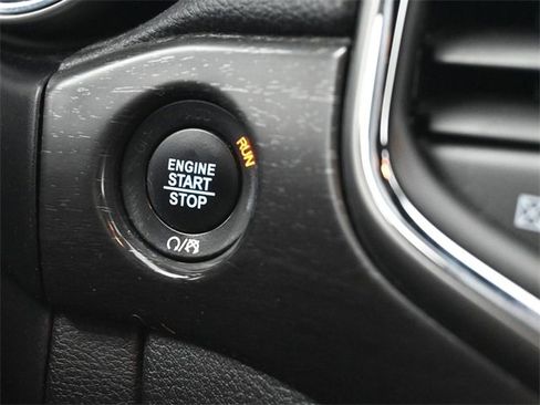 Used 2018 Jeep Grand Cherokee Altitude image 6