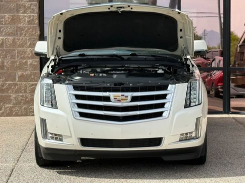 Used 2015 Cadillac Escalade ESV Premium AWD/4WD image 22