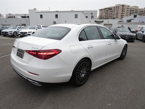 Used 2025 Mercedes-Benz C 300 4MATIC Sedan image 4