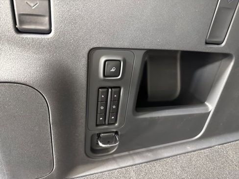 New 2025 Lincoln Navigator L Reserve w/ Jet Appearance Package image 28