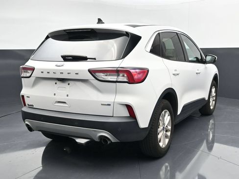 Used 2020 Ford Escape SE AWD/4WD image 6