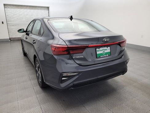Used 2021 Kia Forte LXS FWD image 5