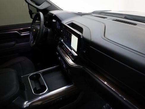 Used 2024 Chevrolet Silverado 2500 LT w/ Texas Edition image 77