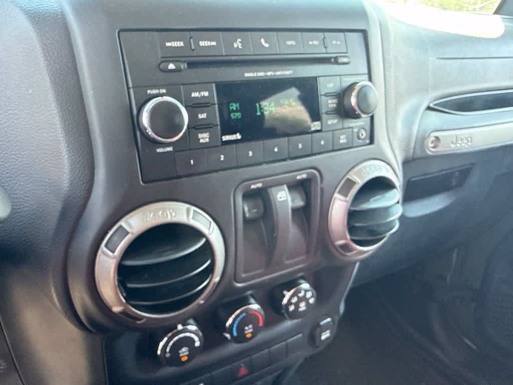 Used 2015 Jeep Wrangler Sport AWD/4WD image 20