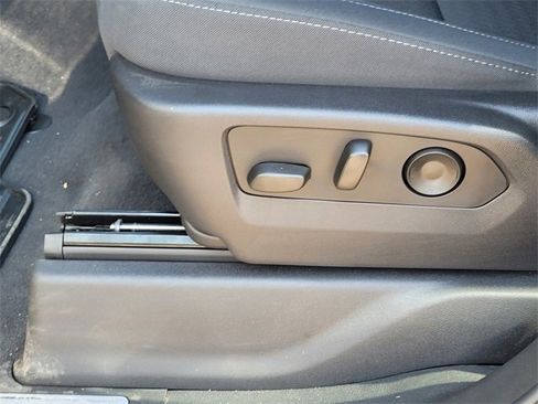 Certified 2023 GMC Sierra 1500 SLE image 13