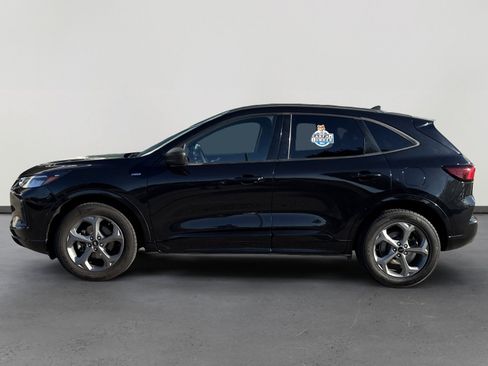 Used 2023 Ford Escape ST-Line image 3