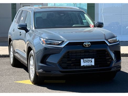 New 2026 Toyota Grand Highlander XLE image 1