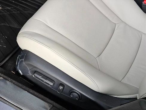 New 2025 Honda Accord Touring image 4