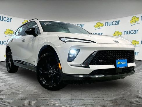 Used 2025 Buick Envision Sport Touring AWD/4WD image 1