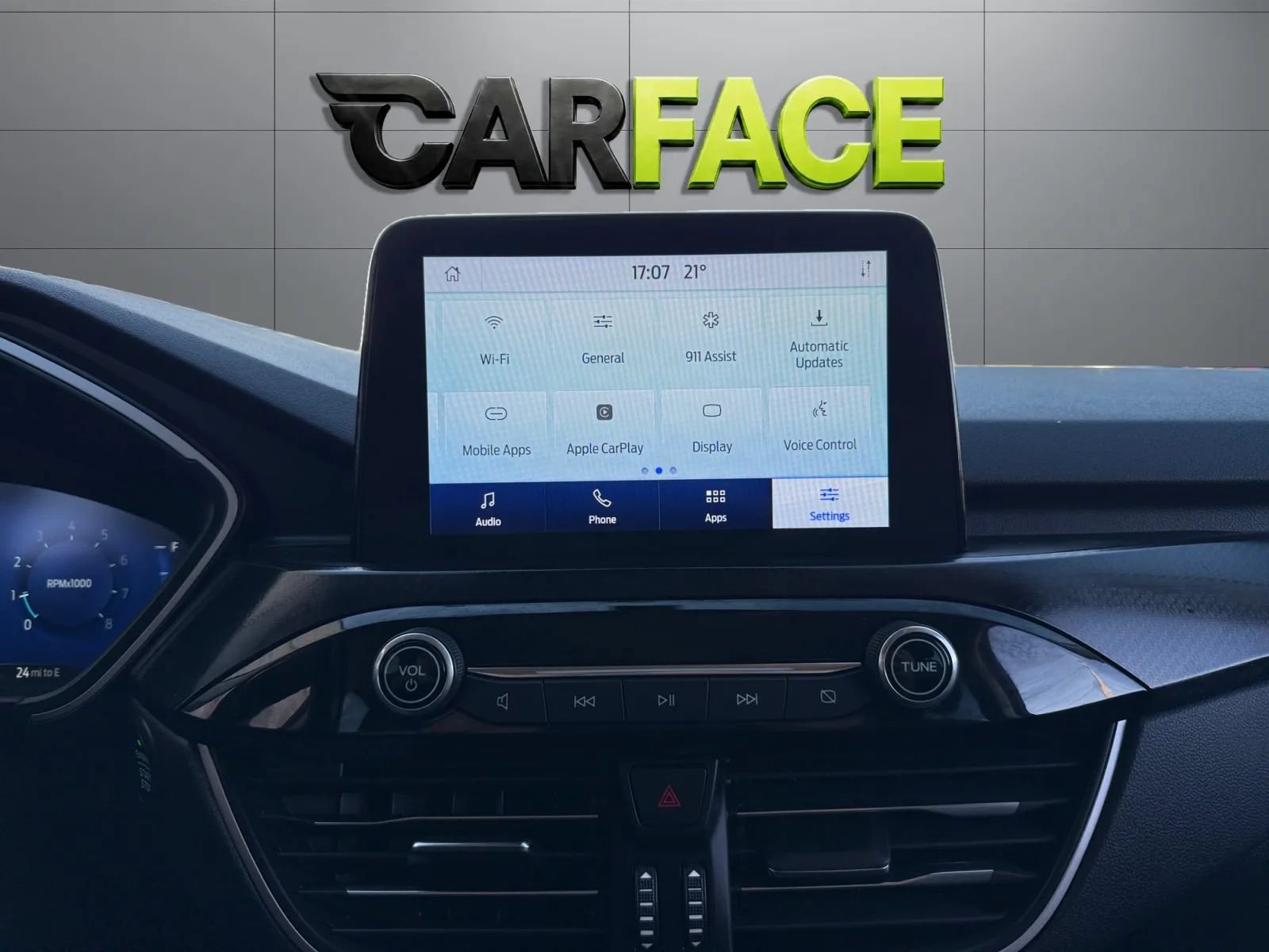 Used 2021 Ford Escape SEL w/ SEL Stealth AWD Package image 33