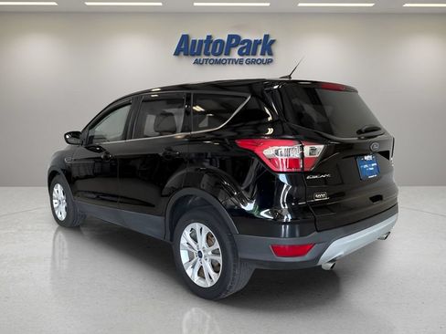 Used 2017 Ford Escape SE FWD image 5