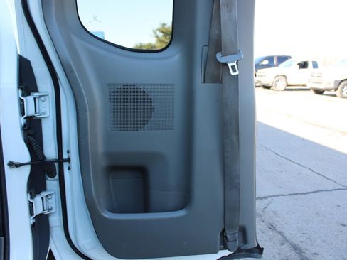 Used 2017 Nissan Frontier S image 32