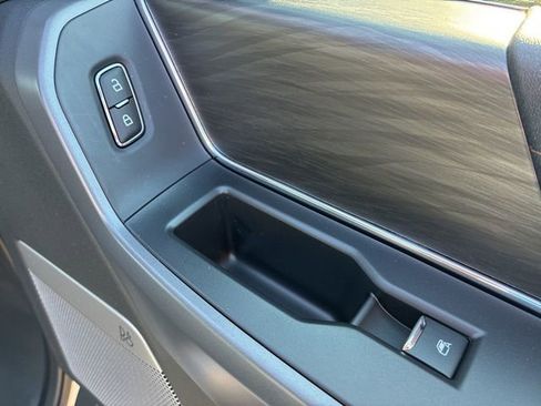 New 2025 Ford F150 Lightning Lariat w/ Max Trailer Tow Package AWD/4WD image 31