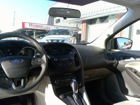 Used 2015 Ford Focus SE image 18