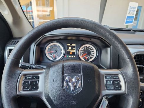 Used 2024 RAM 1500 Classic SLT image 21