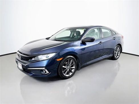 Used 2020 Honda Civic EX image 2