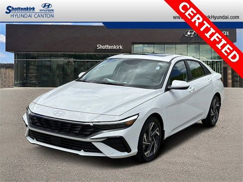Used 2024 Hyundai Elantra SEL w/ Convenience Package image 1