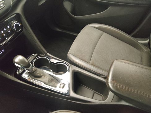 Used 2020 Buick Encore GX Preferred FWD image 26
