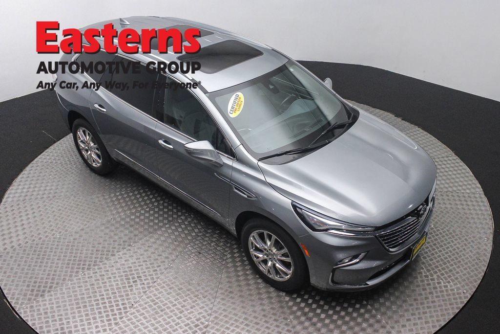 Used 2023 Buick Enclave Essence w/ Experience Buick Package FWD image 5