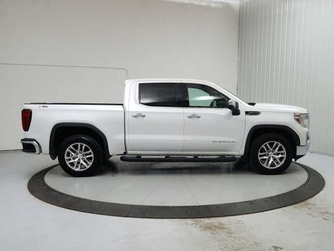 Used 2021 GMC Sierra 1500 SLT w/ SLT Convenience Package AWD/4WD image 8