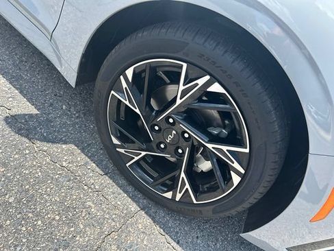 Certified 2025 Kia K5 GT-Line AWD/4WD image 2