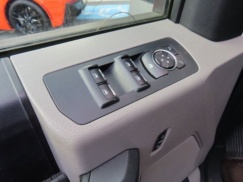 Used 2015 Ford F150 XL w/ Equipment Group 101A Mid image 14