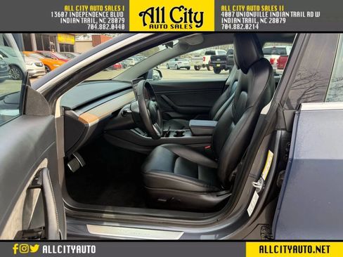 Used 2020 Tesla Model 3 Long Range image 10