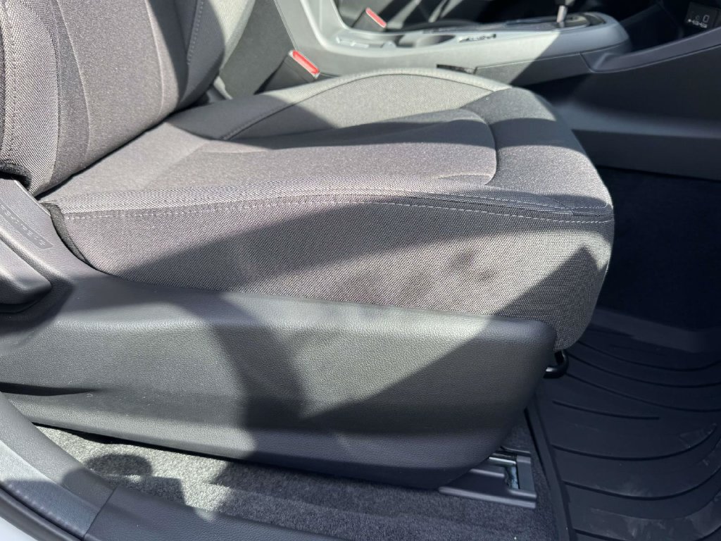 Certified 2026 Subaru Crosstrek 2.5i Premium AWD/4WD image 9