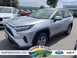 Used 2024 Toyota RAV4 XLE AWD/4WD video 1