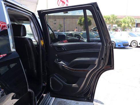 Used 2017 Chevrolet Tahoe LS RWD image 16