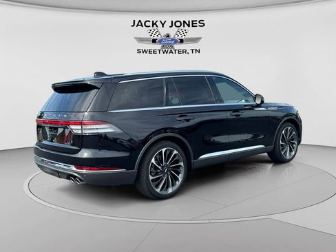 Used 2025 Lincoln Aviator Reserve w/ Equipment Group 201A AWD/4WD image 5