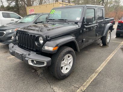 Used 2023 Jeep Gladiator Sport