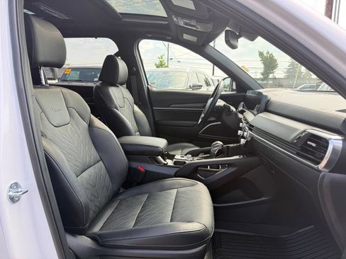 Used 2024 Kia Telluride SX X-Pro AWD/4WD image 9