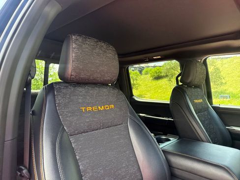 Certified 2025 Ford F150 Tremor AWD/4WD image 30