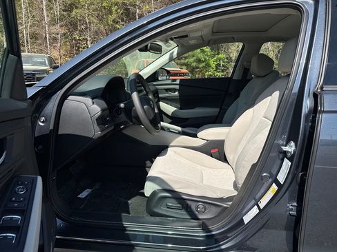 New 2026 Honda Accord SE image 19