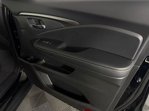 Used 2025 Honda Ridgeline RTL image 31