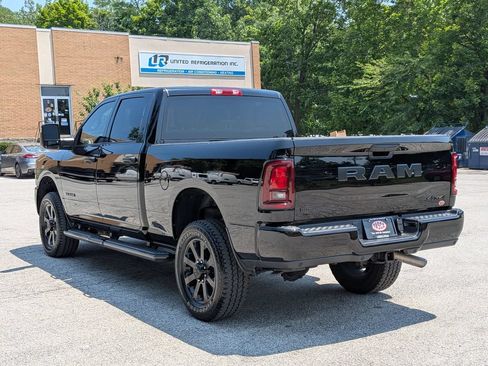 Used 2025 RAM 2500 Big Horn AWD/4WD image 7