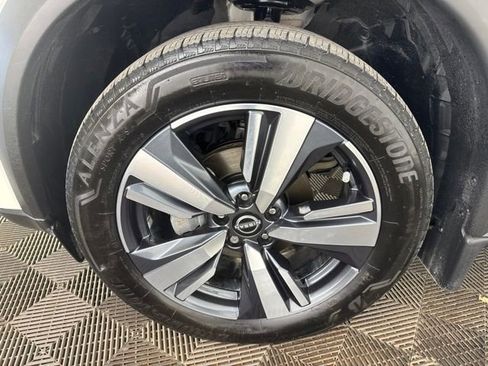 Certified 2022 Nissan Rogue SL w/ SL Premium Package AWD/4WD image 26