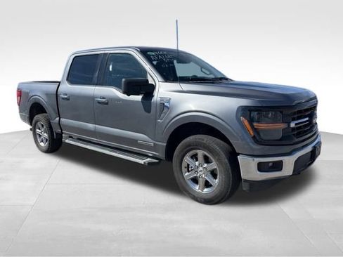 Used 2024 Ford F150 XLT w/ Mobile Office Package image 3