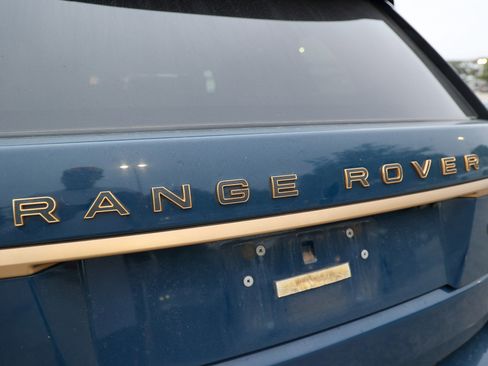 Used 2021 Land Rover Range Rover SV Autobiography Dynamic AWD/4WD image 10