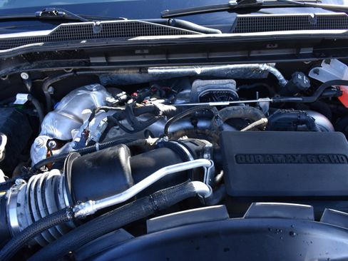 Used 2024 Chevrolet Silverado 2500 Custom w/ Custom Value Package image 32