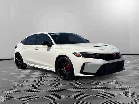 Used 2023 Honda Civic Type R image 7