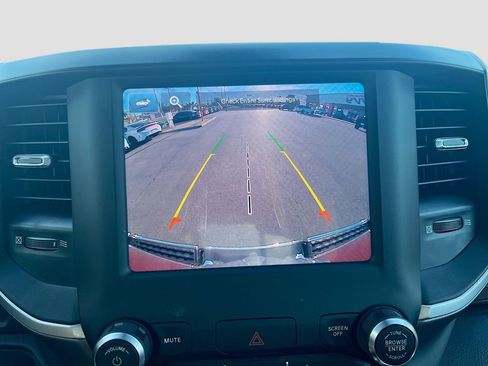 Used 2022 RAM 1500 Big Horn image 13