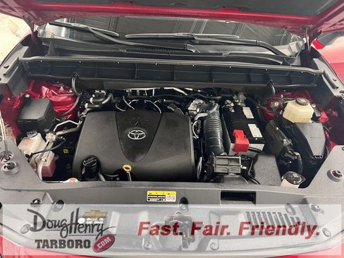 Used 2022 Toyota Highlander XLE image 25