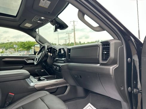 Used 2024 Chevrolet Silverado 2500 LTZ w/ LTZ Plus Package AWD/4WD image 39