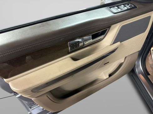 Used 2013 Land Rover Range Rover Sport HSE LUX image 14