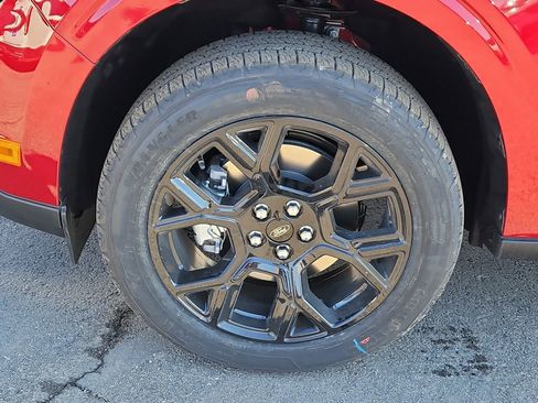 New 2026 Ford Maverick Lariat w/ Black Appearance Package image 17