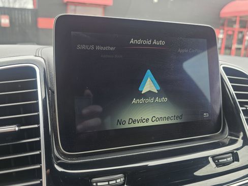 Used 2018 Mercedes-Benz GLS 450 4MATIC w/ Premium Package image 43