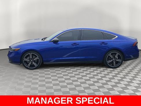 Used 2025 Honda Accord Sport image 6